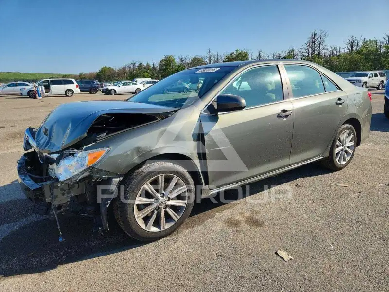 2014 Toyota CAMRY photo