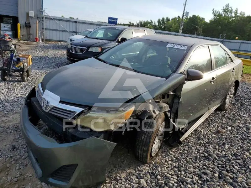 2014 Toyota CAMRY photo
