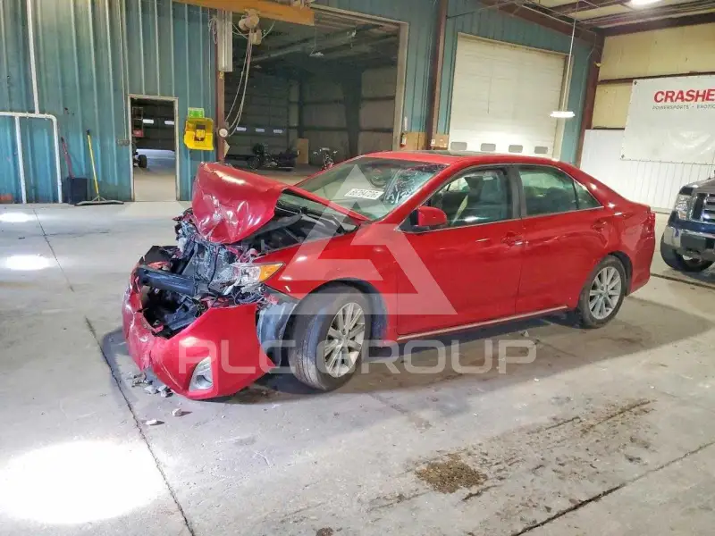 2014 Toyota CAMRY фото