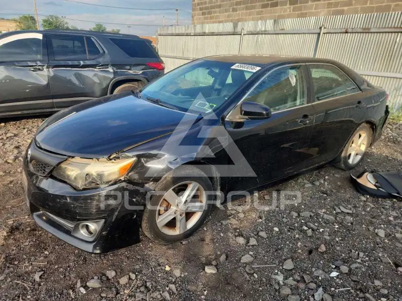 2014 Toyota CAMRY photo