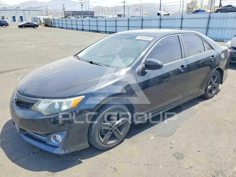 2014 Toyota CAMRY фото