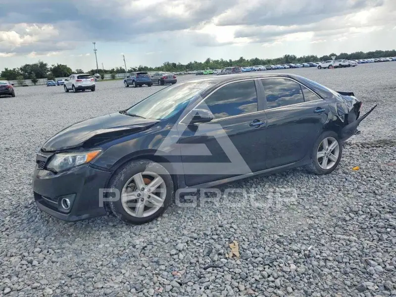 2014 Toyota CAMRY фото