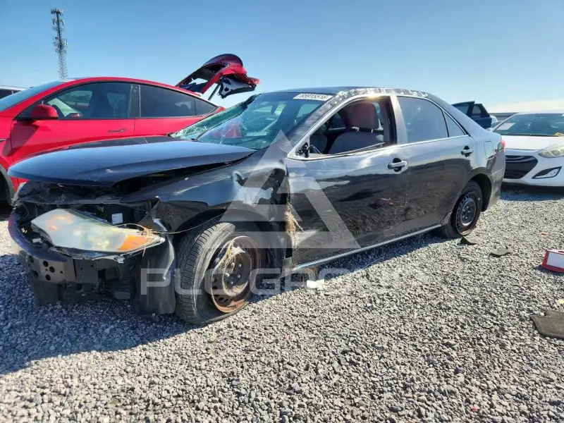 2014 Toyota CAMRY фото