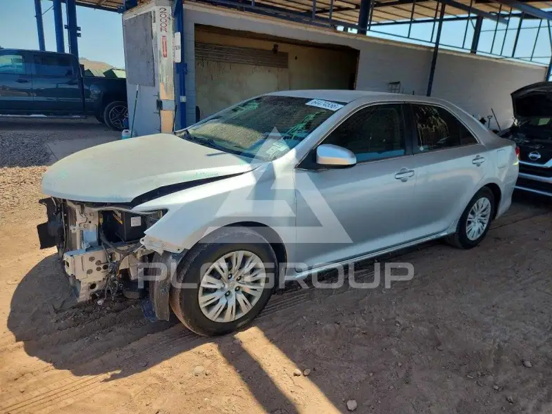 2014 Toyota CAMRY photo