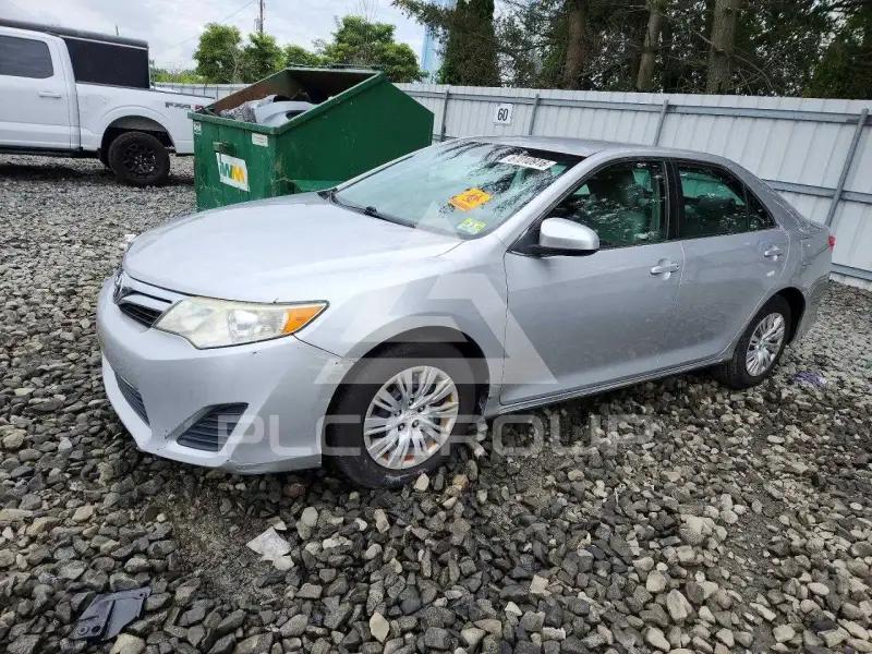 2014 Toyota CAMRY photo