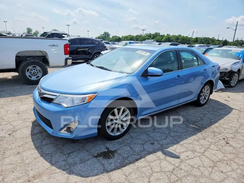 2014 Toyota CAMRY фото