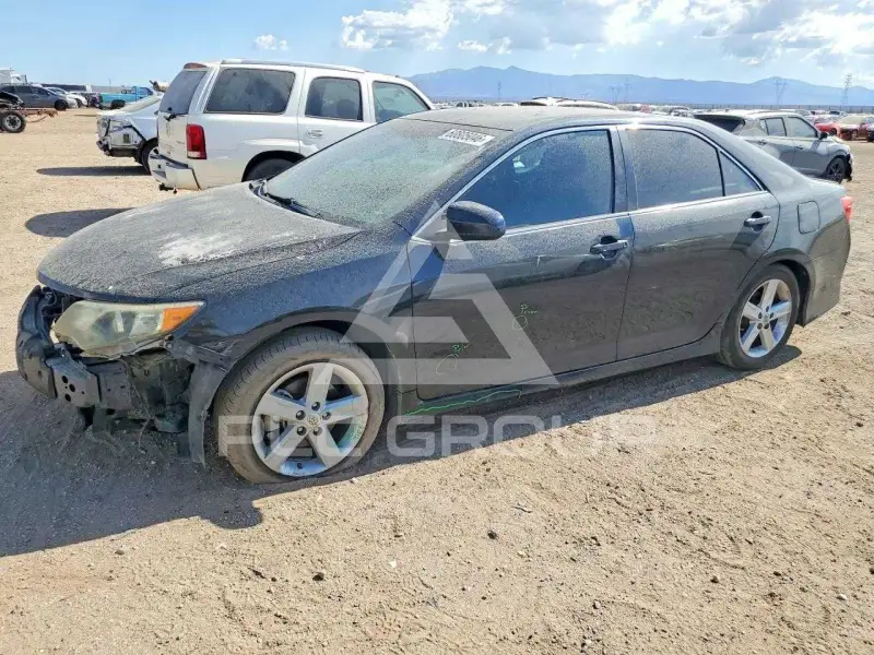 2014 Toyota CAMRY фото