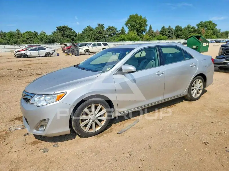 2014 Toyota CAMRY photo