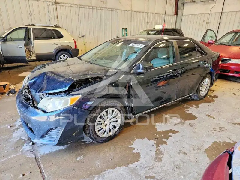 2014 Toyota CAMRY photo