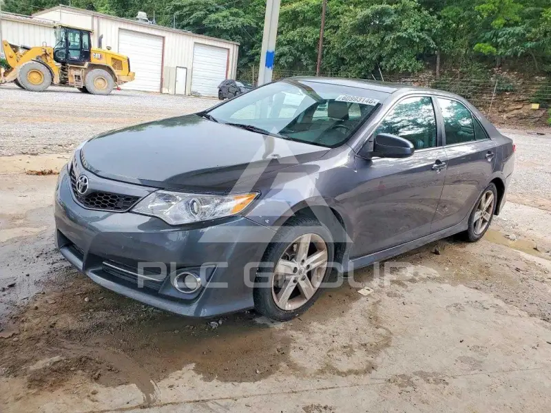 2014 Toyota CAMRY фото