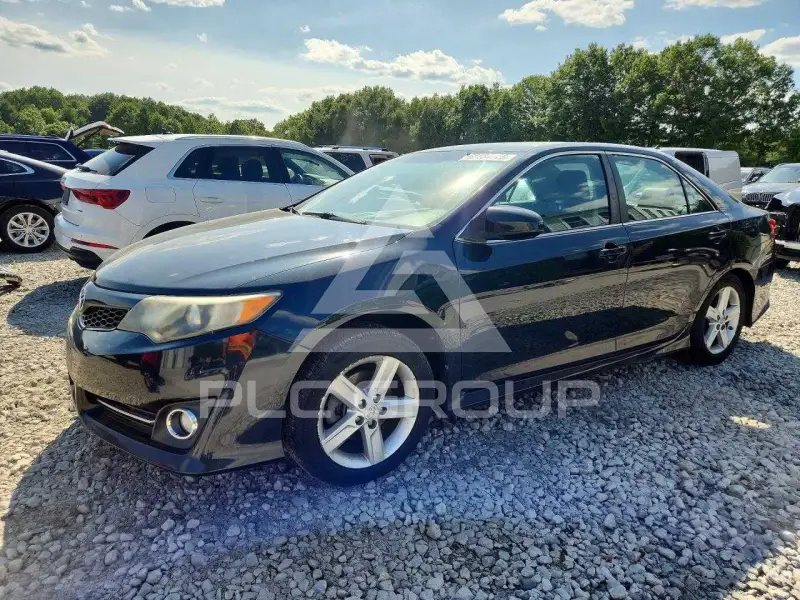 2014 Toyota CAMRY фото