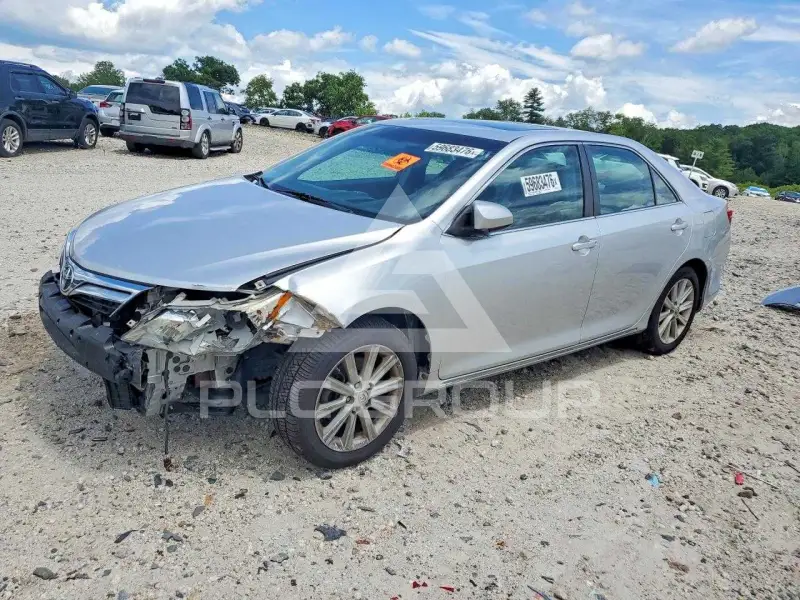 2014 Toyota CAMRY фото