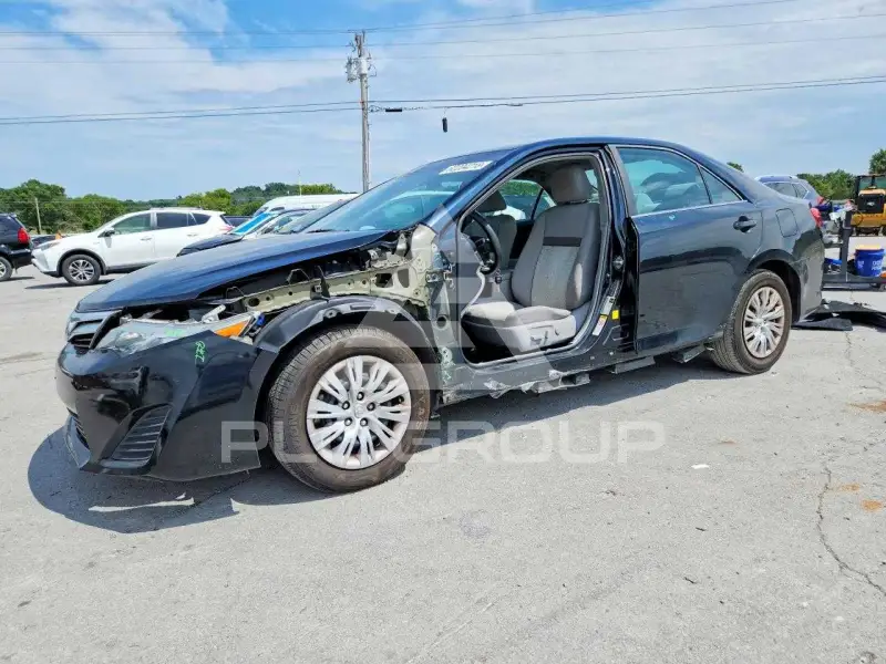 2014 Toyota CAMRY photo
