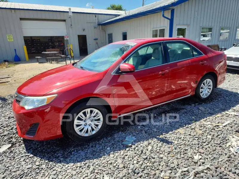 2014 Toyota CAMRY фото