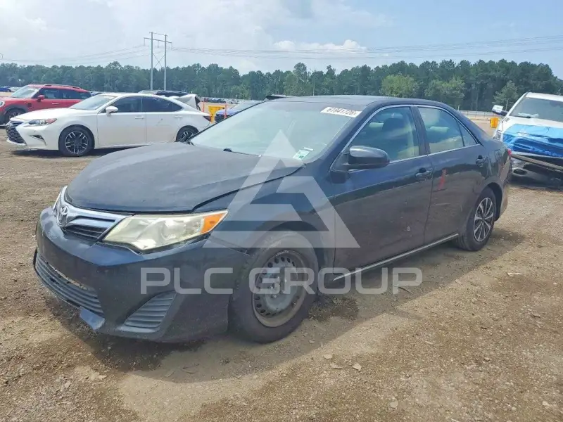 2014 Toyota CAMRY фото