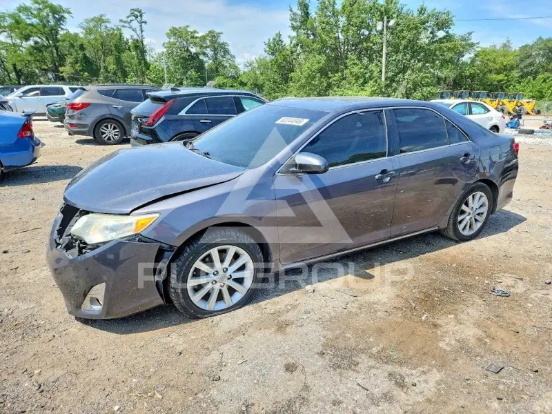 2014 Toyota CAMRY photo