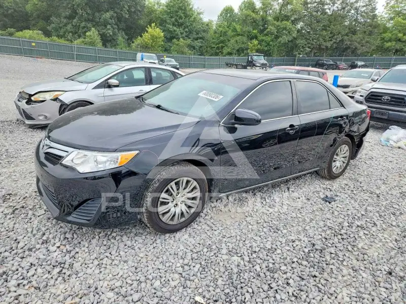2014 Toyota CAMRY photo