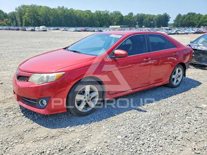 2014 Toyota CAMRY фото