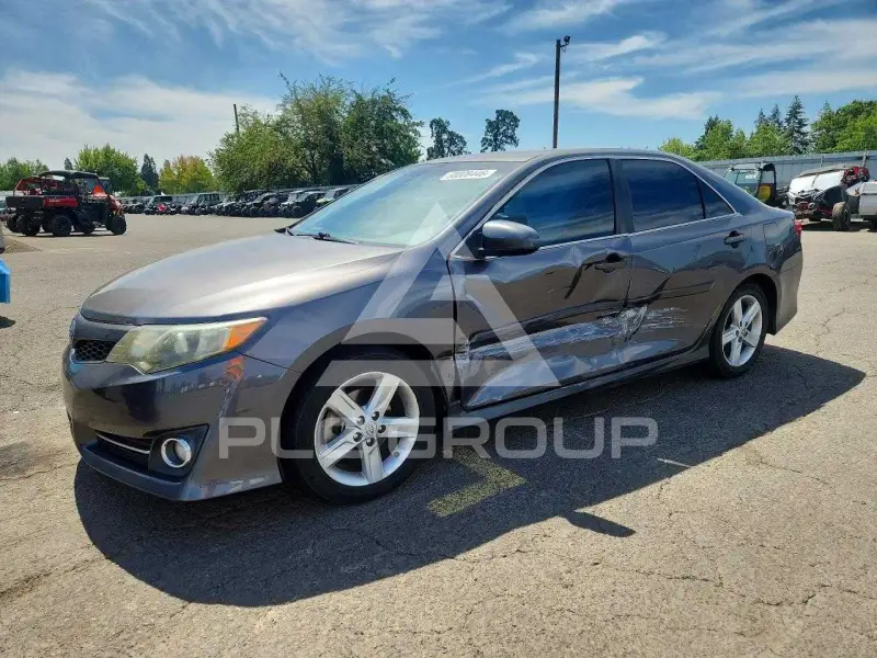 2014 Toyota CAMRY фото