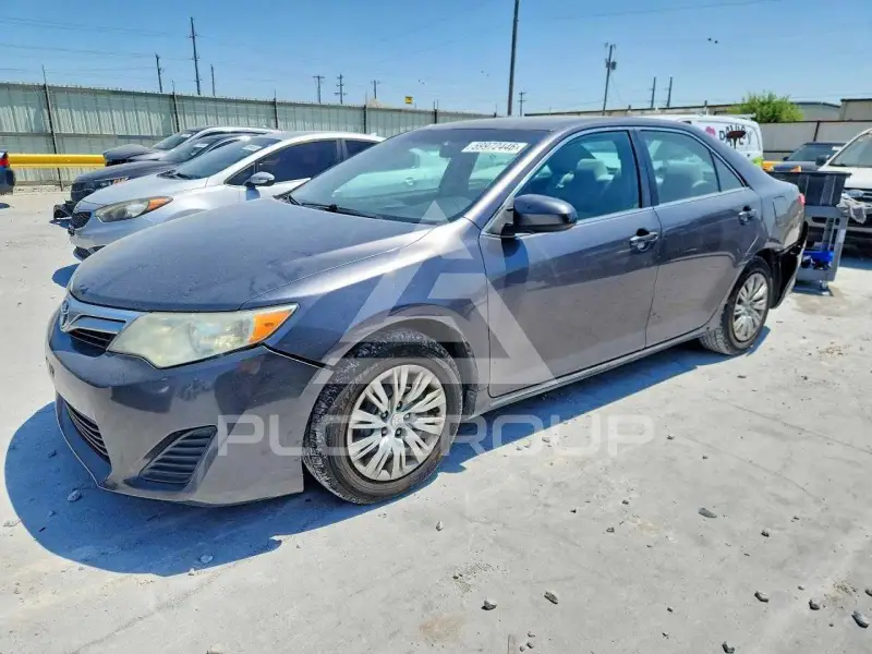 2014 Toyota CAMRY photo