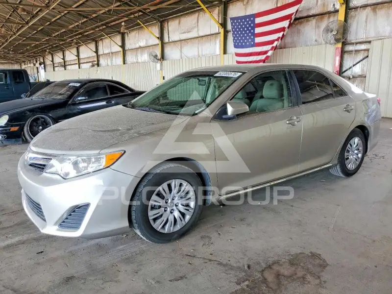2014 Toyota CAMRY фото