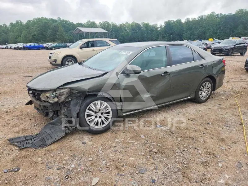2014 Toyota CAMRY фото