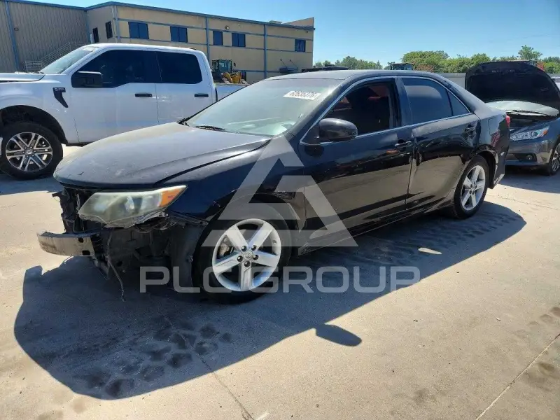 2014 Toyota CAMRY фото
