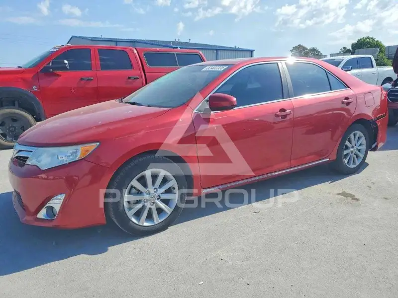 2014 Toyota CAMRY фото