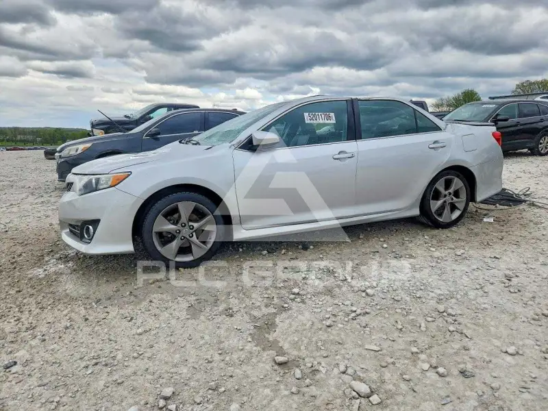2014 Toyota CAMRY фото