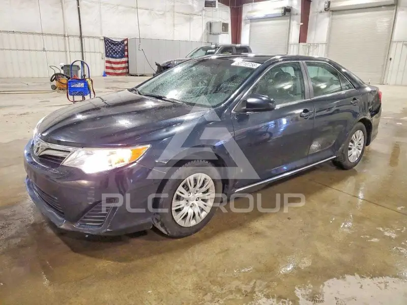 2014 Toyota CAMRY фото