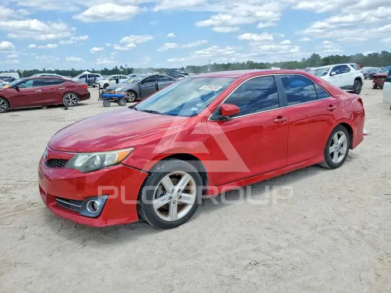 2014 Toyota CAMRY фото