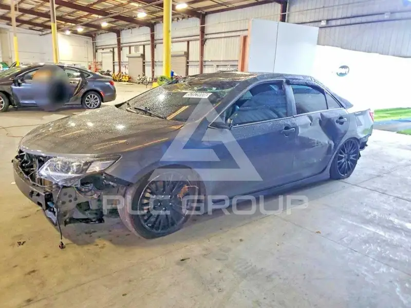2014 Toyota CAMRY фото