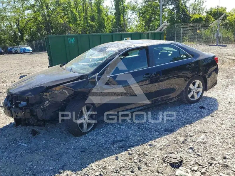 2014 Toyota CAMRY фото