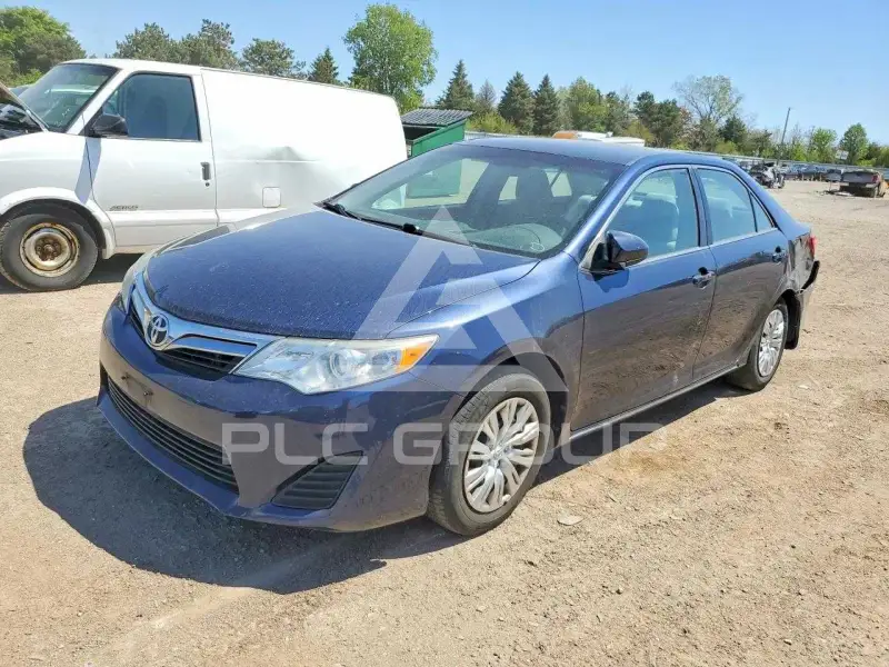 2014 Toyota CAMRY фото
