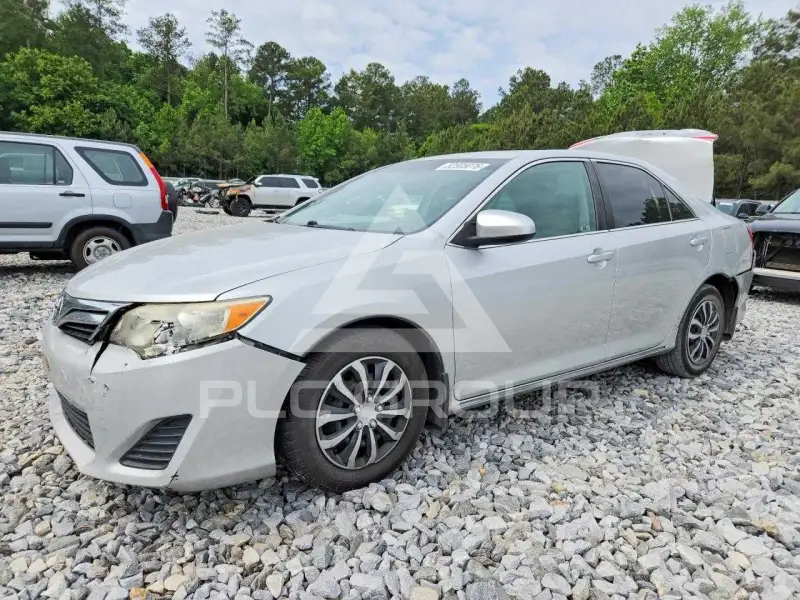2014 Toyota CAMRY фото