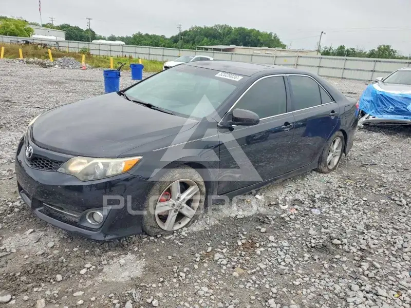 2014 Toyota CAMRY фото
