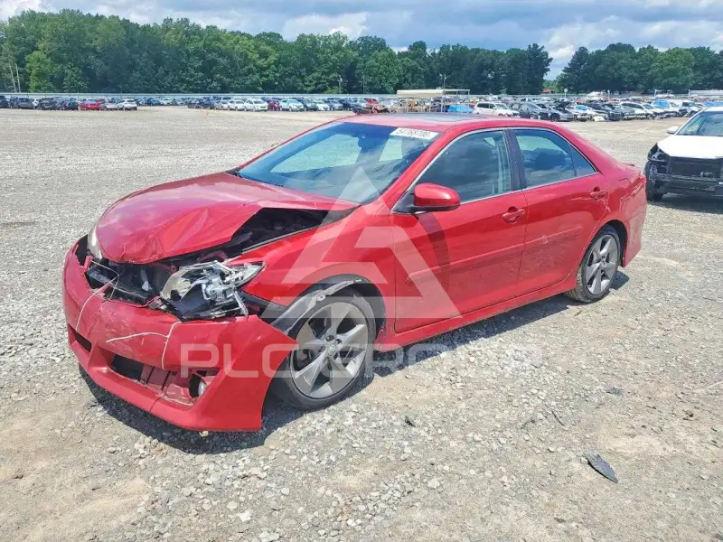 2014 Toyota CAMRY photo