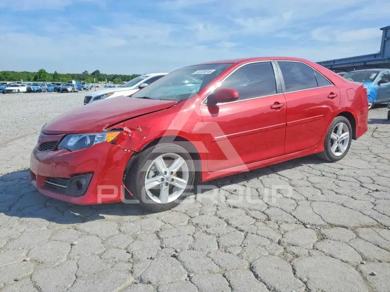 2014 Toyota CAMRY фото