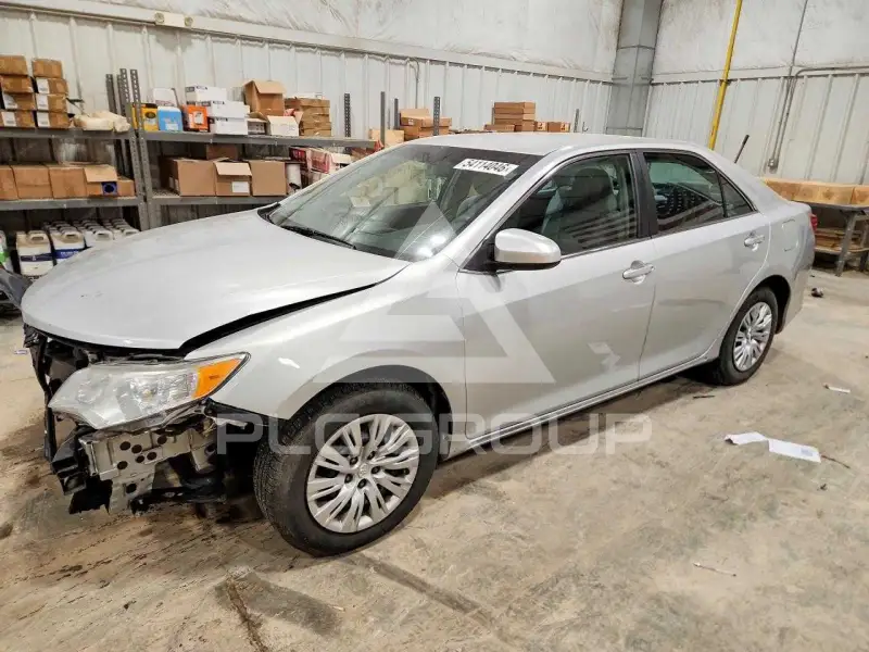 2014 Toyota CAMRY фото