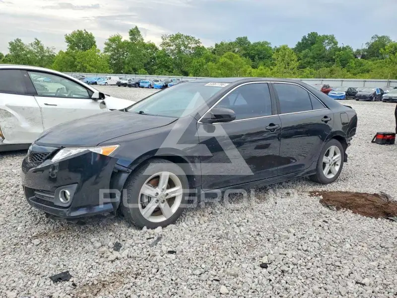 2014 Toyota CAMRY фото