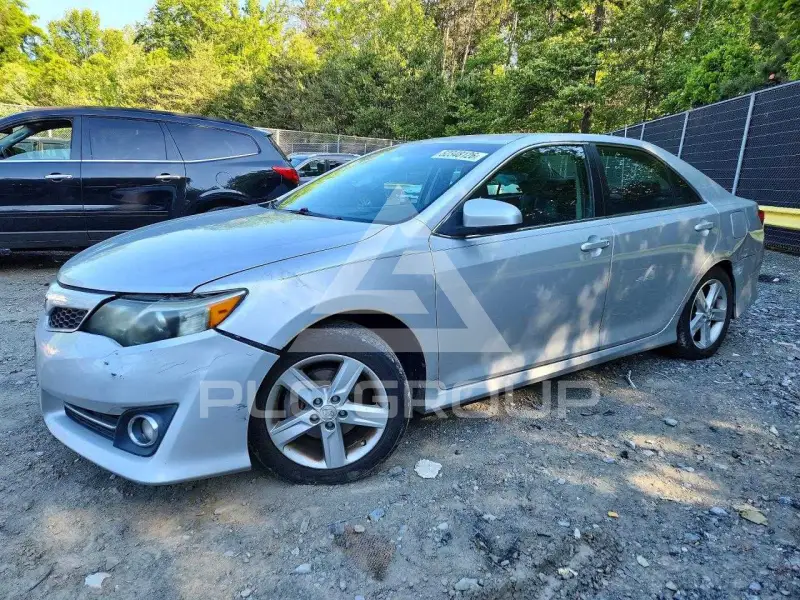 2014 Toyota CAMRY фото
