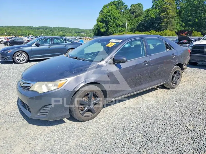 2014 Toyota CAMRY photo