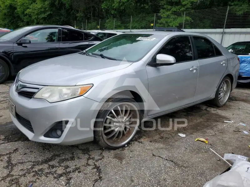 2014 Toyota CAMRY фото