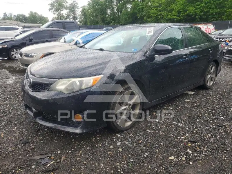 2014 Toyota CAMRY фото