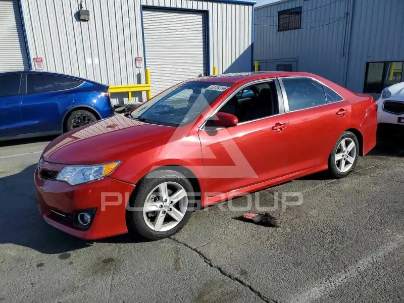 2014 Toyota CAMRY фото