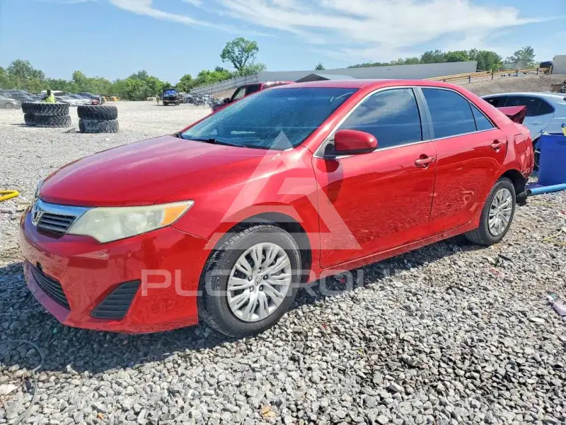 2014 Toyota CAMRY фото