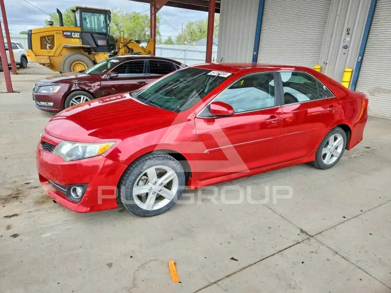 2014 Toyota CAMRY фото