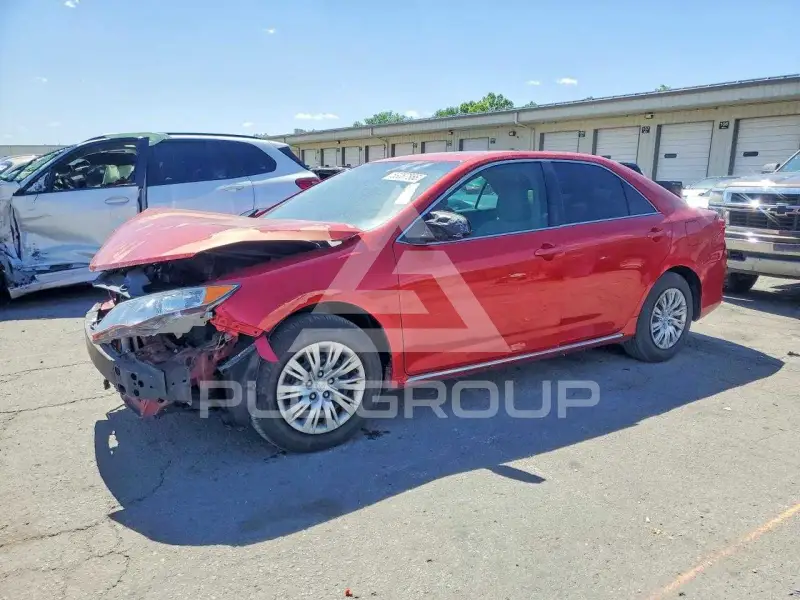 2014 Toyota CAMRY фото