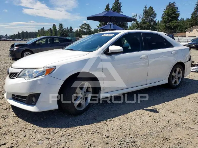 2014 Toyota CAMRY фото