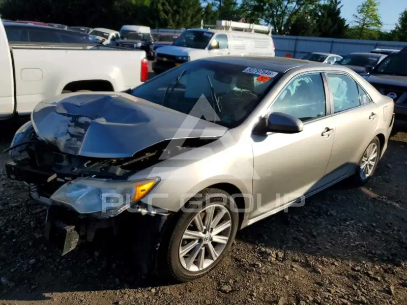 2014 Toyota CAMRY photo